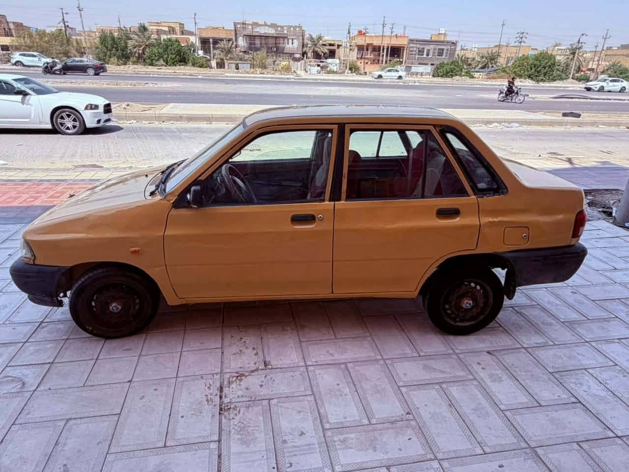 سلام عليكم سايبه للبيع موديل 12 مكينه وكير مكفولات ومدااور ثاني يوم مكان ناصريه مركز سعر ***********
