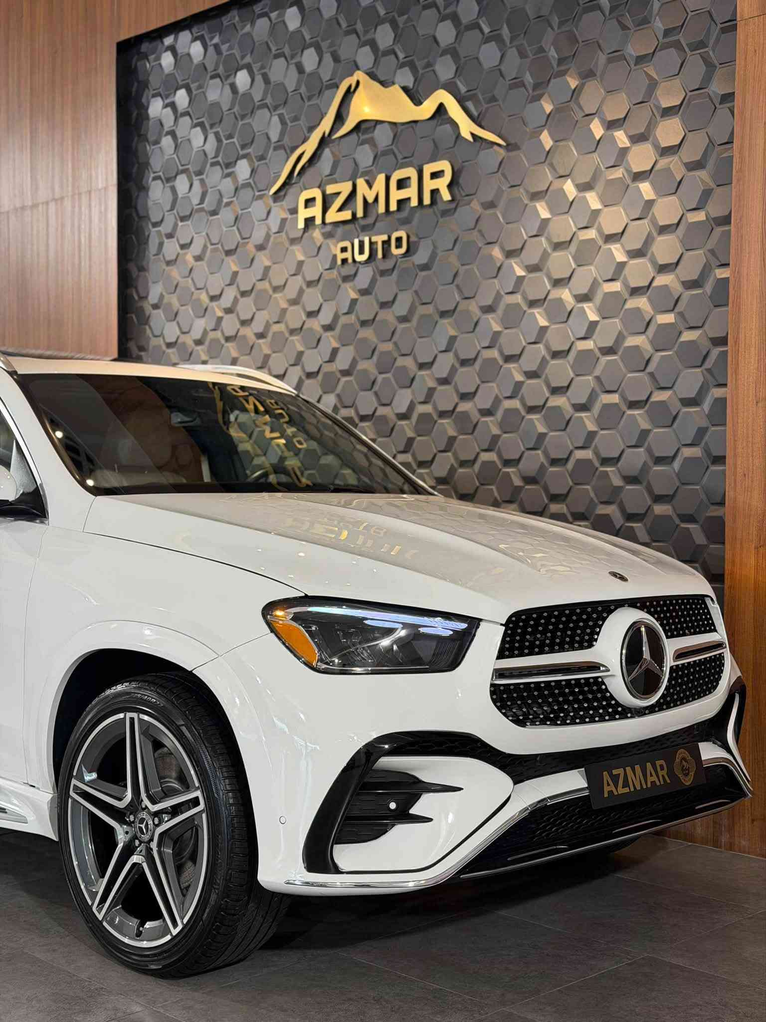 Mercedes benz GLE 350 AMG🇩🇪
موديل 2024
ماشية 22 الف فقط

فول مواصفات
بانوراما وكامرات 360 درجة وحساسات وبصمات وكشنات جلد وتدفئة وتبريد وخزن ودبل ماوس وتحكمات قيادة ذاتية ورادارت وبلاد داخل كريمي و بعد هواية مواصفات متنذكر

السياره وارد امريكي بيها قطعتين و نص صبغ بدون دواخل 
گير ومكينه بشرط بدون فتح او خلل

السعر: 450$ ورقة 

للاستفسار : ***********

العنوان: السليمانية المعارض الجديده شركه ازمر اوتو معرض رقم ٣٤
