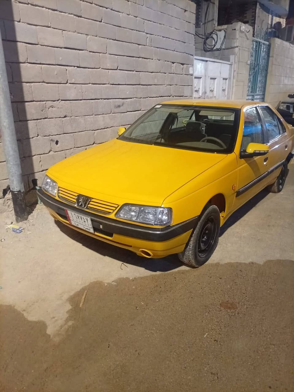 بيجو 405 • ٢٠١٦ • رقم بصره