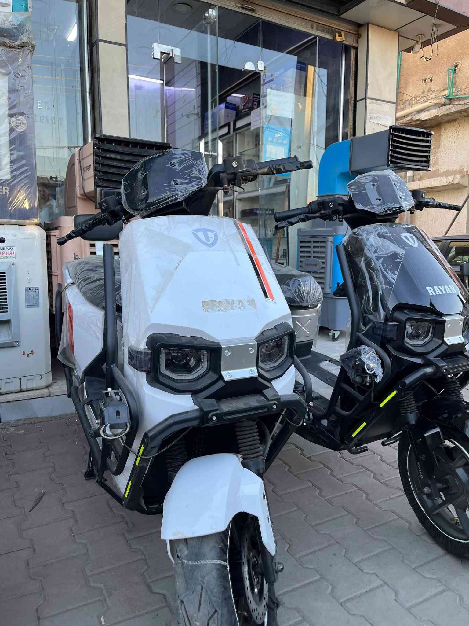 🔥🏍️ إلى زبائن شركة الخمائل الكرام 🏍️🔥
وصلتكم تشكيلة مميزة من الدراجات، اختاروا اللي يناسبكم 👇

💥 وحش الكون
⚡ ريان حجم 14
🔥 R9

✨ جودة، أناقة وأداء يخليك تختار بثقة ✨

📍 العنوان: واسط – قضاء الصويرة – شارع كصيبة
📩 للاستفسار: مراسلة الصفحة
📞 رقم الشركة: ***********

🏍️ شركة الخمائل للدراجات
اختيارك يبدأ من الخمائل 🤍

