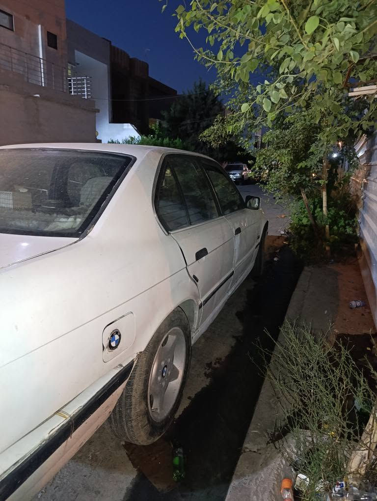 بؤ فرؤشتن مؤديل 91
520 كه پسي گير عادييه گيرو مه كينه ي به شه رت 
به ناوكردنو ته حويلي به شه رت 
بؤ زانياري زياتر ته له فؤن بكه ن  *********** أربيل, العراق
