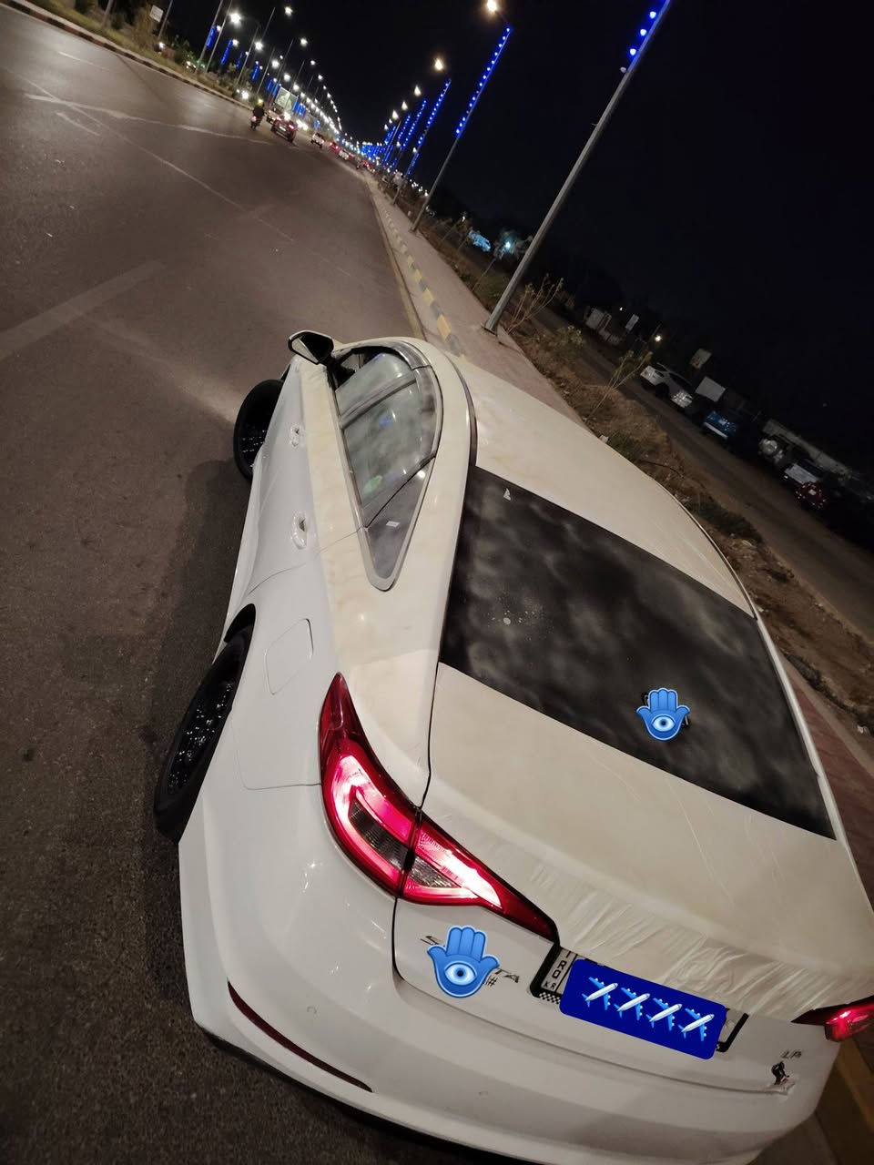 سوناتا ٢٠١٧
ادوات ادوات
كص جنطه
تبريد تدفئه شغال
تخم تاير فيتنامي أصلي
وحداديه كلهه بنايلون
حساسات امامي خلفي
ويل اسود أصلي مو العادي لا وحيف لا طسه قويه
كشنات جلد وارضيه جلد
سفريات اصليه جلد
تحكم ستيرن ومري شفط
تبريدهه قطعتين
سياره صبغ فقط مكانات الكص يعني صبغهه مطابق
الطبكات مال بيبان كل عيب مابيهن شغل بغداد كسره وعطش

السياره ذابهه بل بيت ابد ماطلع بيهه 
السعر 57 وبيهه مجال لشراي 
لاستفسار *********** واتساب موجود
