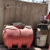 كاونتر • برميل نفط • بوفية