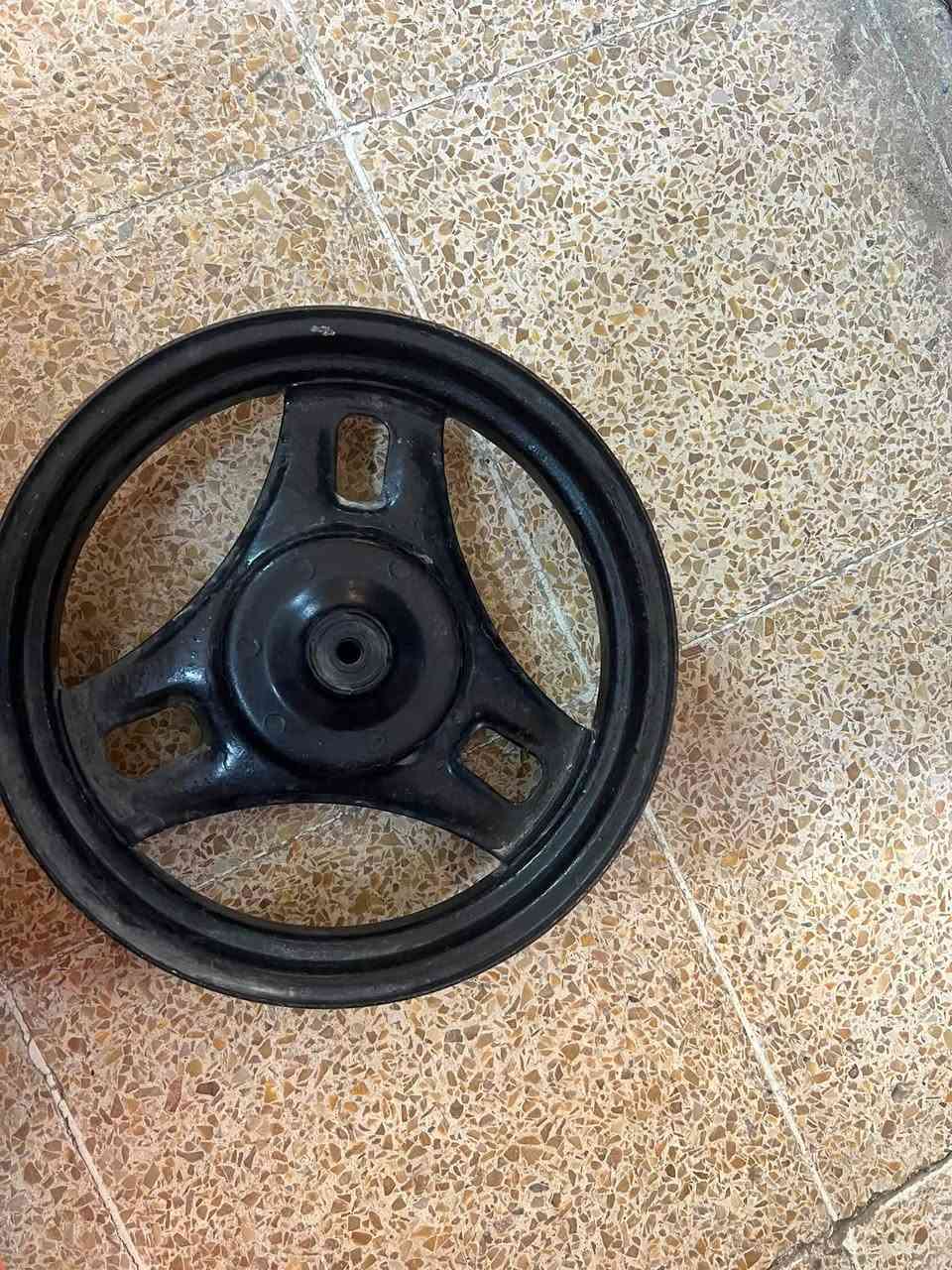 ويل ماعرف يادرجه 3قطع عندي نفس الي بل صوره 
نضيف قيم واحد 
***********
