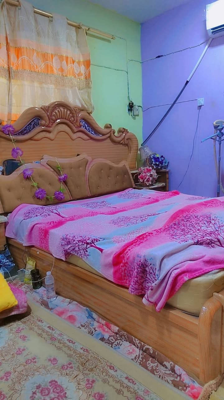غرفه نوم ماليزيا  للبيع بسعر 500الف استفسار على رقم ***********
