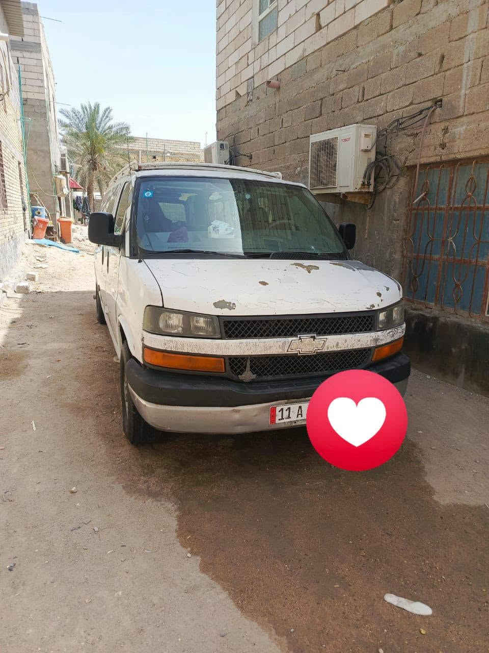السلام عليكم سياره سفانه موديل 2009 للبيع سياره جاحزه من حداديه من تبريد تخم تاير محرك 6100 كيره 1000 رقم نكليزي  سياره بسمنه السعر (88) وبيه مجال الرقم ***********بصره ابو الخصيب
