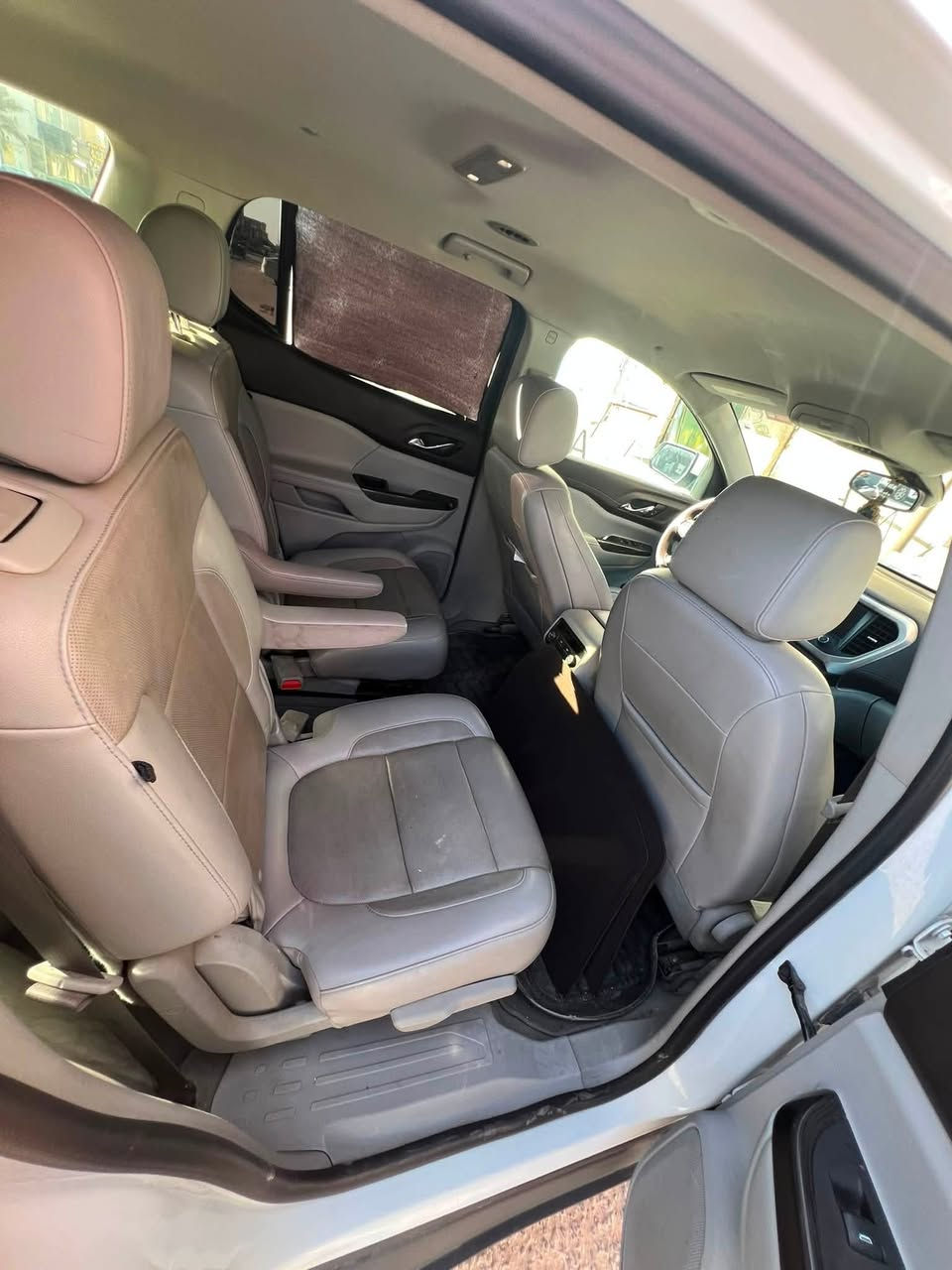 GMC اكاديا مديل 2020
محرك 6 سلندر 3.6 SLT

حادث بسيط جداً بدون ايرباك 

ماشيه 78 الف كيلو 

مواصفات 
حساسات اماميه خلفية +كامره خلفيه فقط 

اشاير بالمري 
داتا شو 

دشبول ذكي إلكتروني

كراسي VIP منفصل تبريد 3 قطع  
وبعد المواصفات المعروفه 

السعر 210 مع المجال للشراي 

التواصل ***********
