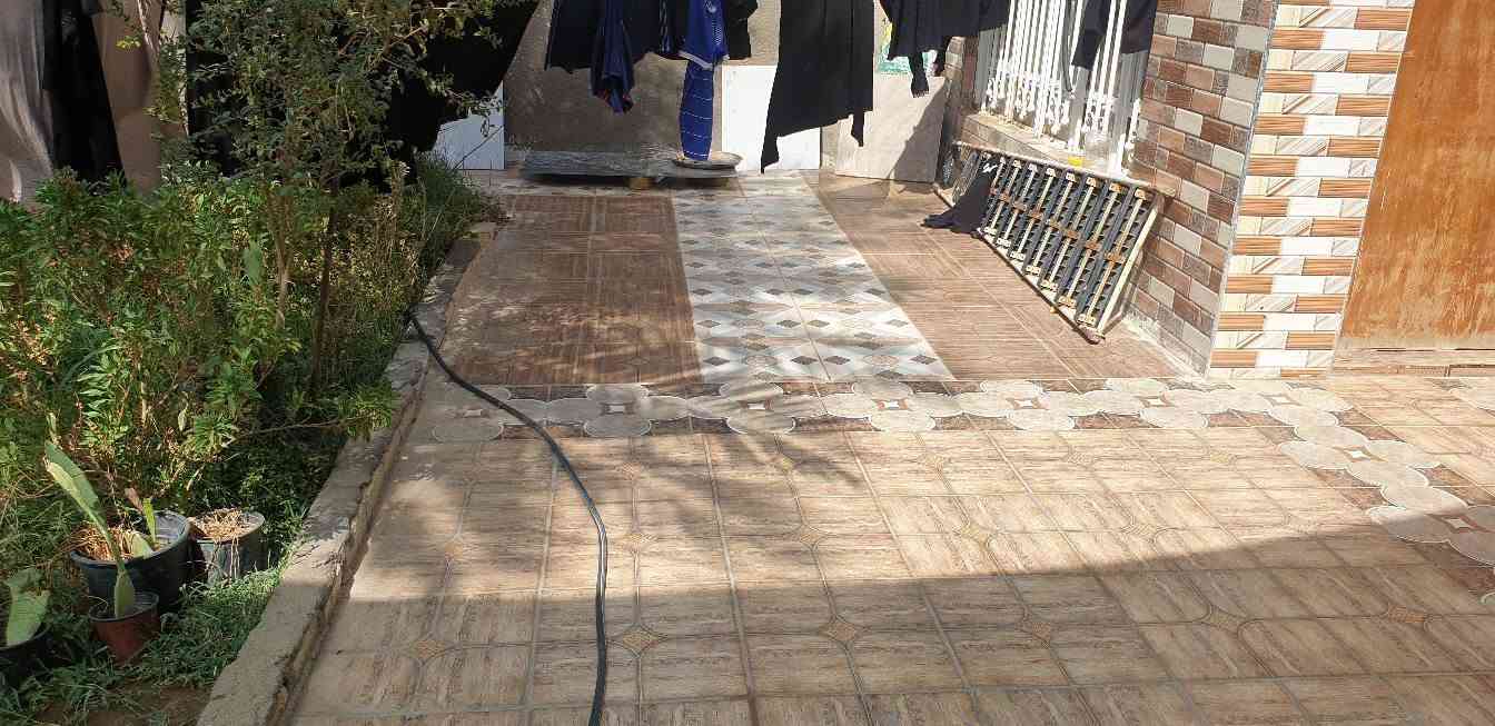 ٢٥٠م • طابقين • حوش كبير
