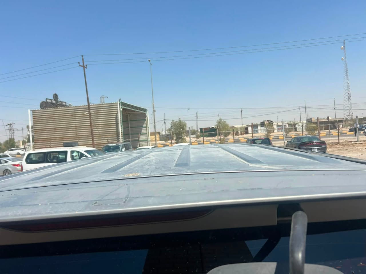 السلام عليكم
ستاركس للبيع موديل ٢٠١٥مسكر اصل بحري مكفوله ماعدا رشة صبغ من كوريا في جاملغ الخلفي جاهز مكينه وكير حداديه تخم تاير تبريد دوشمه 
رقم بصره إنكليزي 
تحويل ثاني يوم 
السعر ٢٠٥وبيه مجال للشراي
للا ستفسار. الاتصال ع الرقم ***********
***********
