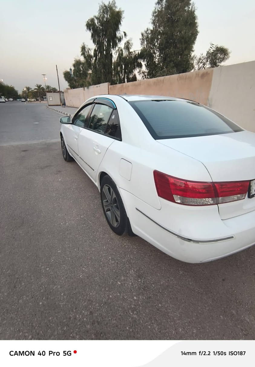 سلام عليكم سوناتا خليجي 2400 سياره جاهزه من كلشي برغي واحد ماناقصه بسمي سياره مصبوغه عام مكفوله من الضربه والكلبه مكان السياره نجف الاشرف السعر 100وبيهه مجال رقم الهاتف ***********/
