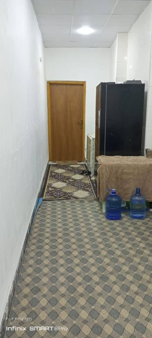 للبيع بيت مساحة ٥٠ متر النجف شارع الصب مقابيل ملحق قرية الغدير يم جسر ياحسين يم السوق مباشر البيت مرقم شارع مرقم شارع ١٧ البيت جديد وفارغ حاليا البيت بي غرفة وصالة ومطبخ وصحيات فقط صب كونكريت والأرضية بورسلين وجاهز من كلشي
السعر /19مليون بي مجال
الاستفسار ***********
