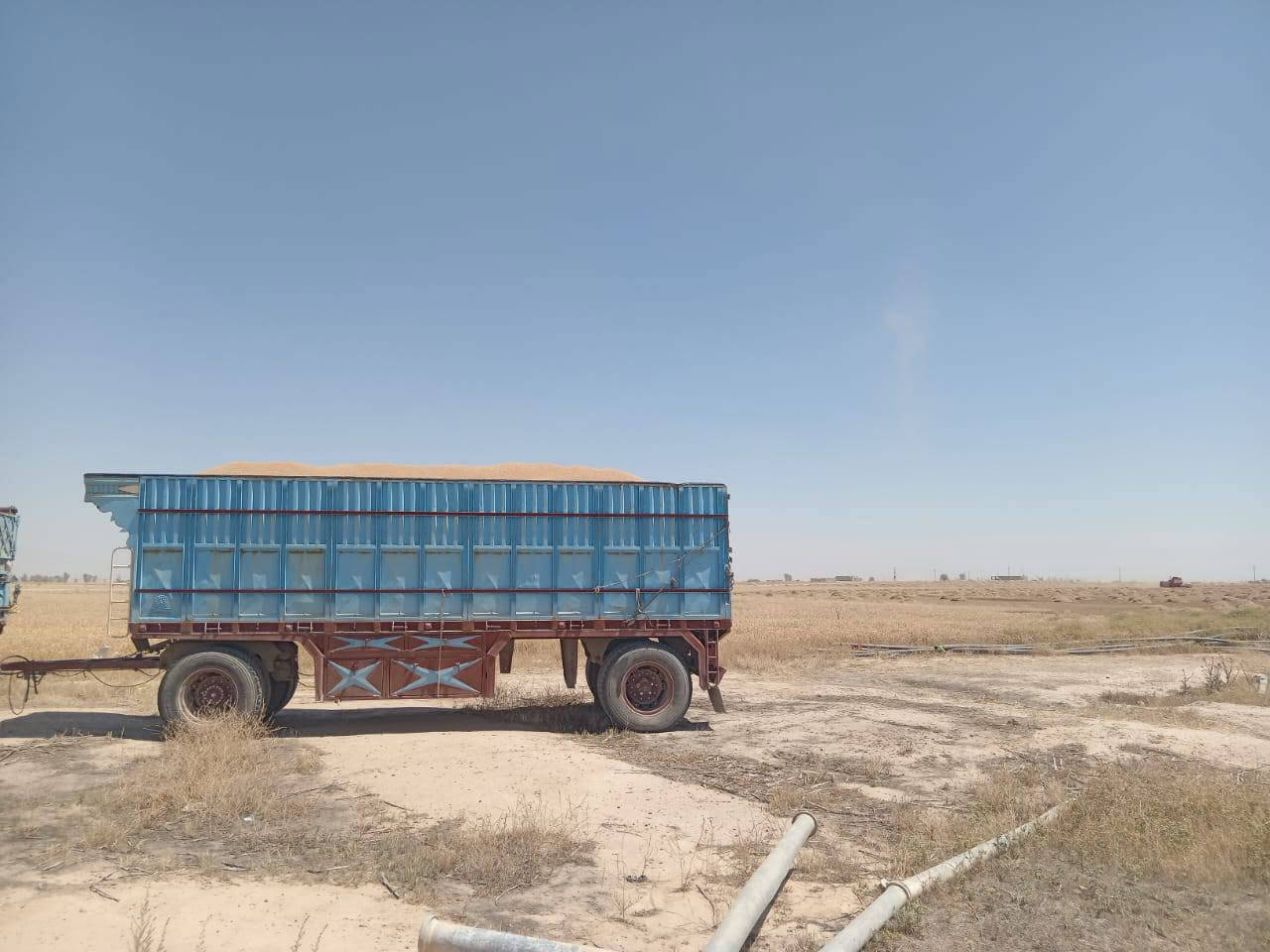 للبيع البي قاطره ومقطوره شاصى  مكفول محرك 28 كير160 عربانه،نجمه دناكيراسكانيه السعر48مليون،مكان السياره موصل ***********
