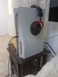Ps5 بێ بۆکس Hyperx cloud 2 wired لەگەڵ بۆکس و شتی ئۆریحیناڵ  1 control...