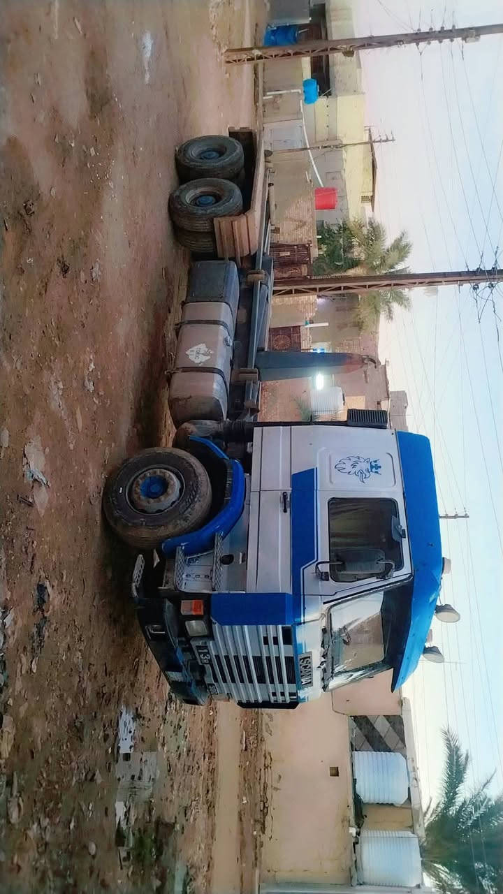 سيارة للبيع موديل 95مكينة ١١٣كير ٣
ب ٣

***********
