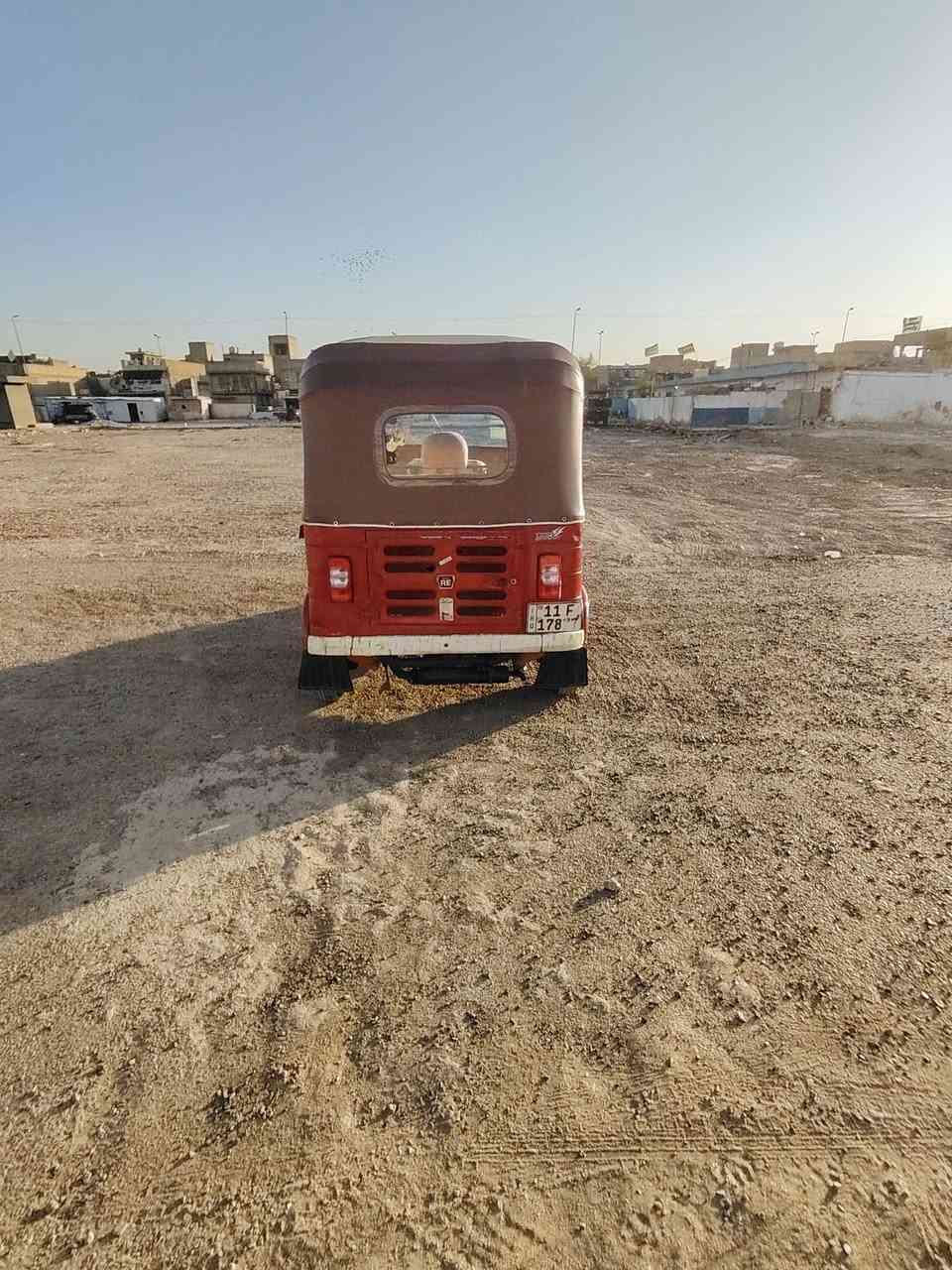 سلام عليكم تكتك للبيع موديل ٢٠١٩ شهر ١٠ تكتك خير من الله بوجهك لشارع مرقم نكليزي التكتك بيه صبغ بل صفحه سعره ٥٥٠٠ وبيه مجال بسيط مكان التكتك بغداد الكماليه رقم *********** شراي خابر وتدلل
