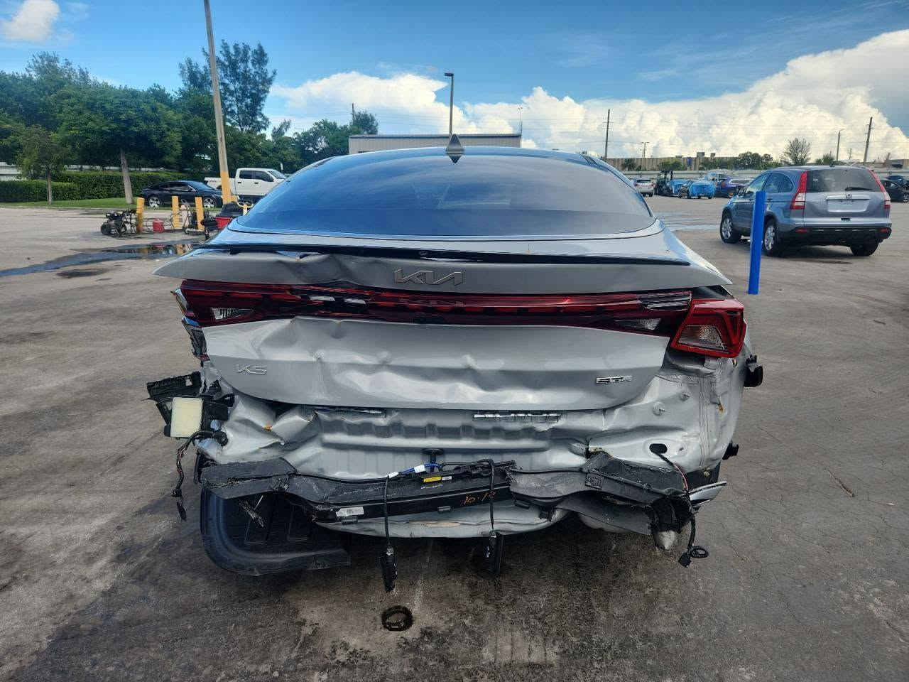 كيــا(K5)(Gtline)موديـ2024ـل
السعر122$(مصلح)واصل للميناء
https://chat.whatsapp.com/DTIGSnHsRSl8b6A8vxIoct?s=cl&p=a&ilr=4
ترهم حره ترهم شهداء
تعقيب 850
***********
