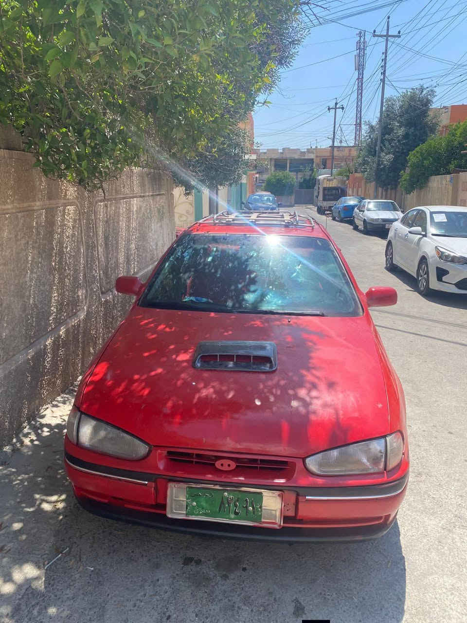 هونداي للبيع
موديل 1993
محرك بي اثر نفخ 
كير جديد 
بطاريه جديد 
التواصل ‏‪***********‬‏
