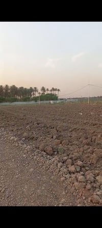 قطعة ارض للبيع المساحه 600 متر الوجه 18 متر والنزال 35 متر سند 25 ومن ...