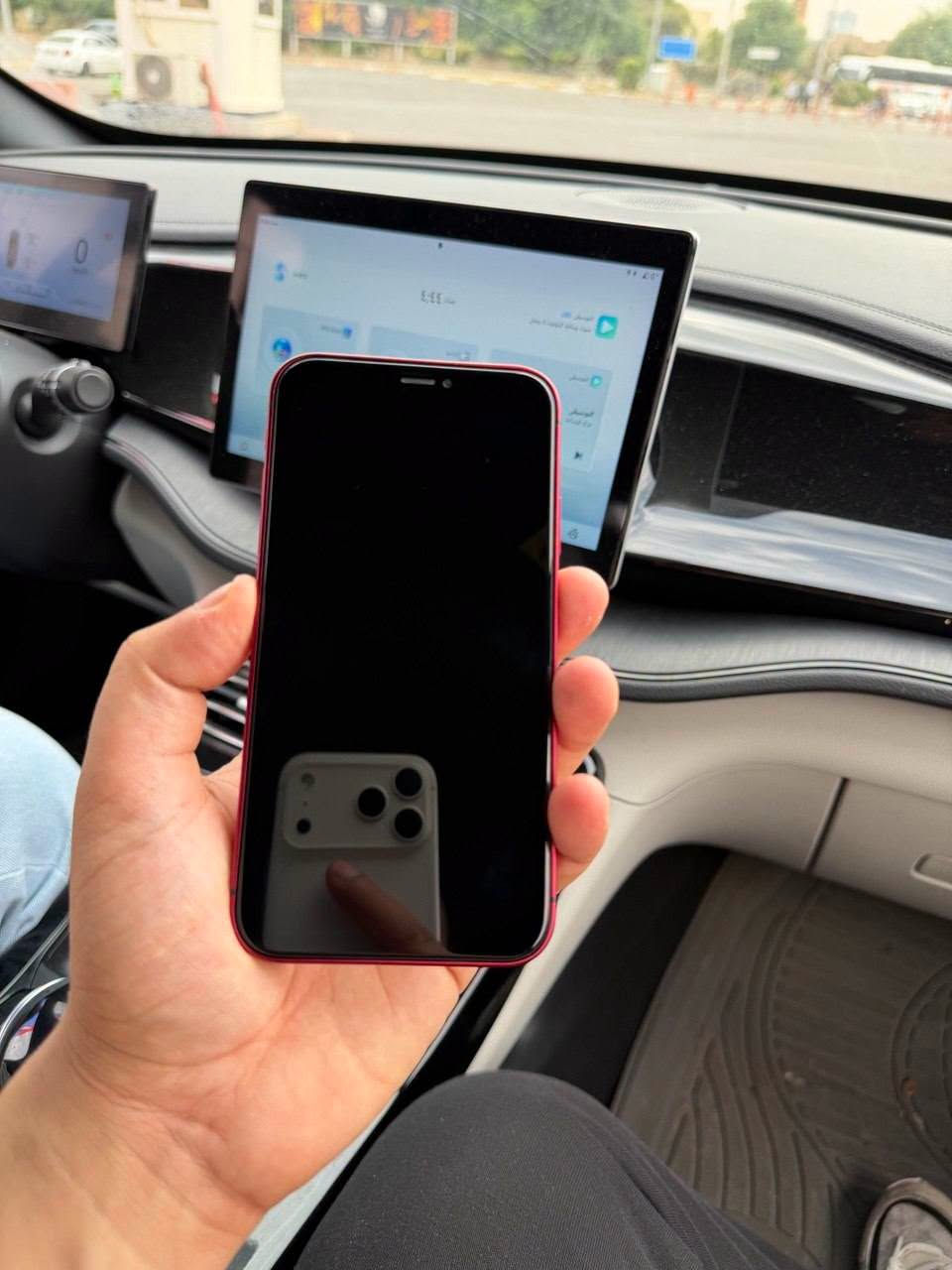 ايفون XR • ١٢٨ • بطارية ١٠٠٪