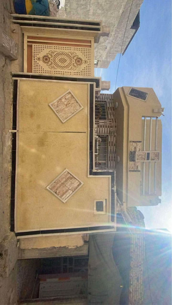 السلام عليكم بيت للبيع بناء حديث المساحه 100متر
العنوان الثوره الغربيه 
الاتصال ع رقم ***********
