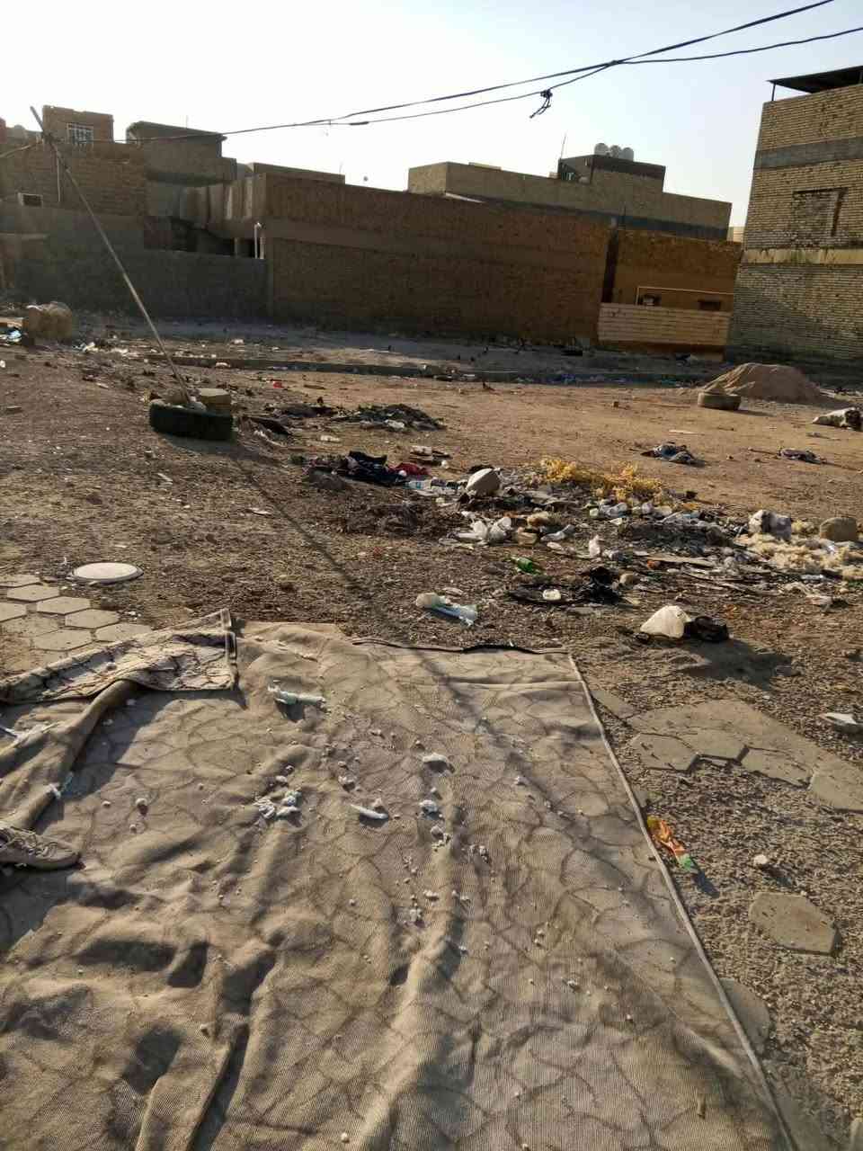 فرصة استثمارية عقار تجاري يصلح لجميع الأنشطة التجارية قطعة ارض ركن محدولة جاهزة للبناء تقع على شارع 30 متر  وشارع 20 متر في حي العلماء مقابل البلدية المساحة 400 متر  واجهة 20 ونزال 20 للإستفسار  عن العقار  الاتصال على الرقم ***********

