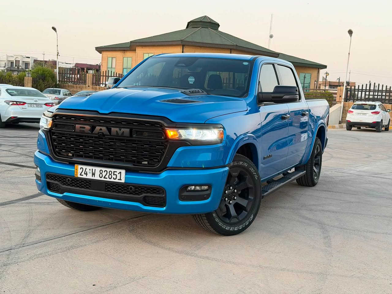 رام 2025
٦ سلندر ايتورك 
ماشيه 8 الاف فقط
مواصفات بك هورن 
شاشه تيسلا 
شحن وايرليس 
تبريد قطعتين و باقي المواصفات المعروفه 
السياره صبغ بونيد 
و باب خلفي و جاملغ خلفي نصف 
رقم دهوك جديد صار شهر مرقمه 
كتاب تضليل 80%
السياره جديده حيل و احلى من الصور 
السعر ٣٢٥ و بيها مجال بسيط 
رقم ***********

