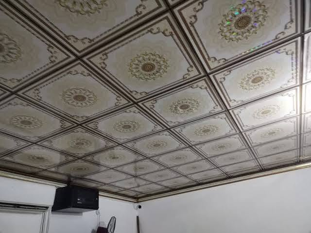السلام عليكم
يوجد كادر سقف ثانوي 
شغل مضبوط وأسعار مناسبة
للاستفسار 
***********
***********
