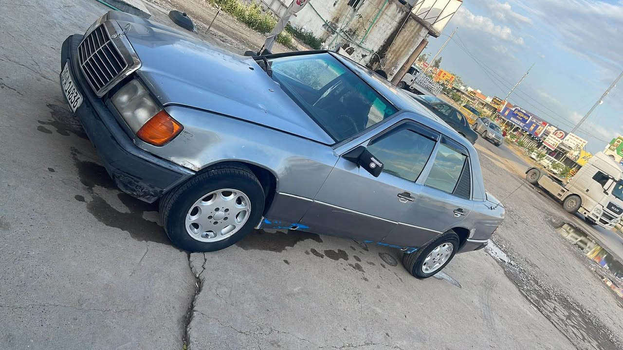 محرك بطه 2500
1987

كير ومكينه لوك 
منضومه تبريد جديده
سياره غاز و بانزين 
سياره مابيها اي نقص
قواعد بلاد سليمات
***********
