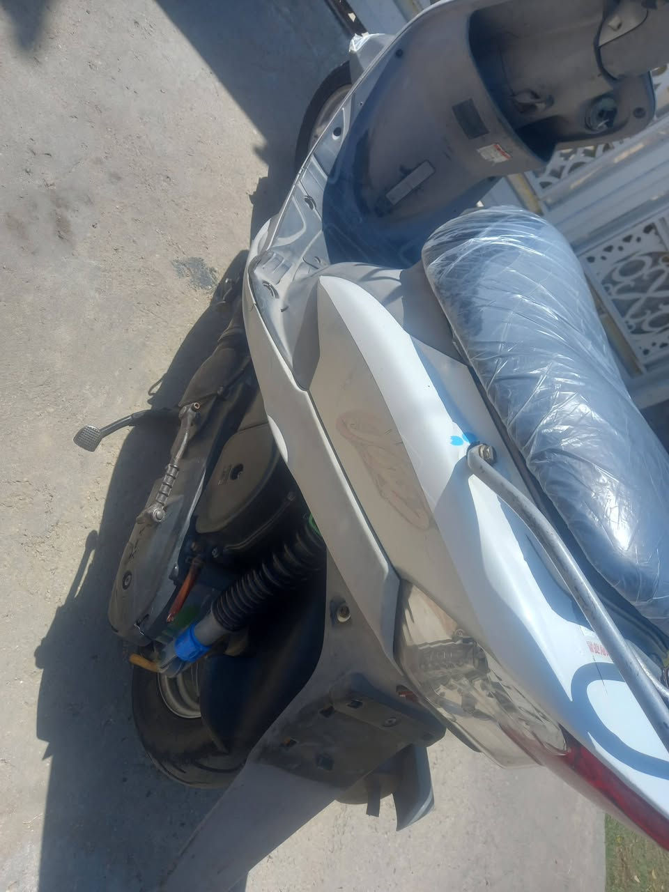 سلام عليكم شباب ماكس منغولي حاويه ماصاللهه شهرين من طالعه من المعرض الدراجه مكفوله كفاله عامه الماطور ناشف السعر850 او بي مجال الماطور خير من الله مكاني كربلاء طويريج ام الهوي  الستفسار خاص او هاذه رقمي ***********

