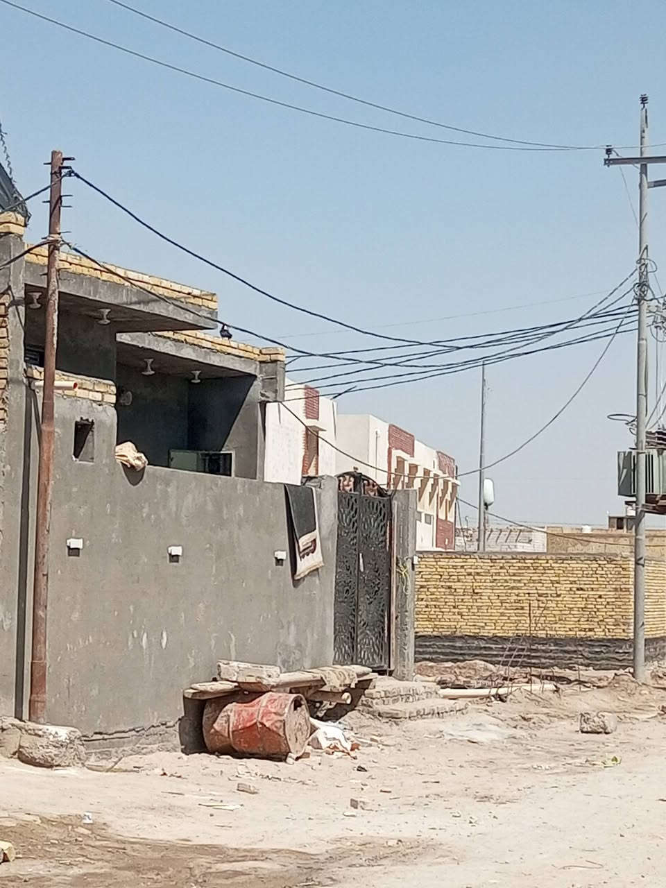 بيت زراعي • الناصرية الصخيين • بحاجة تشطيب