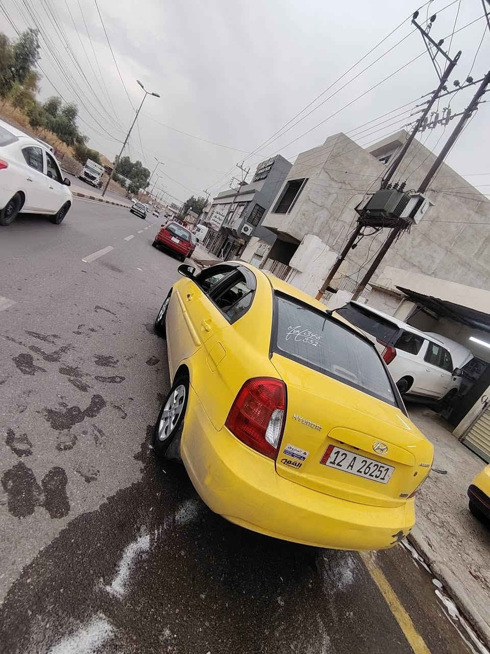نقد فقط • وارد كوري • توماتيك