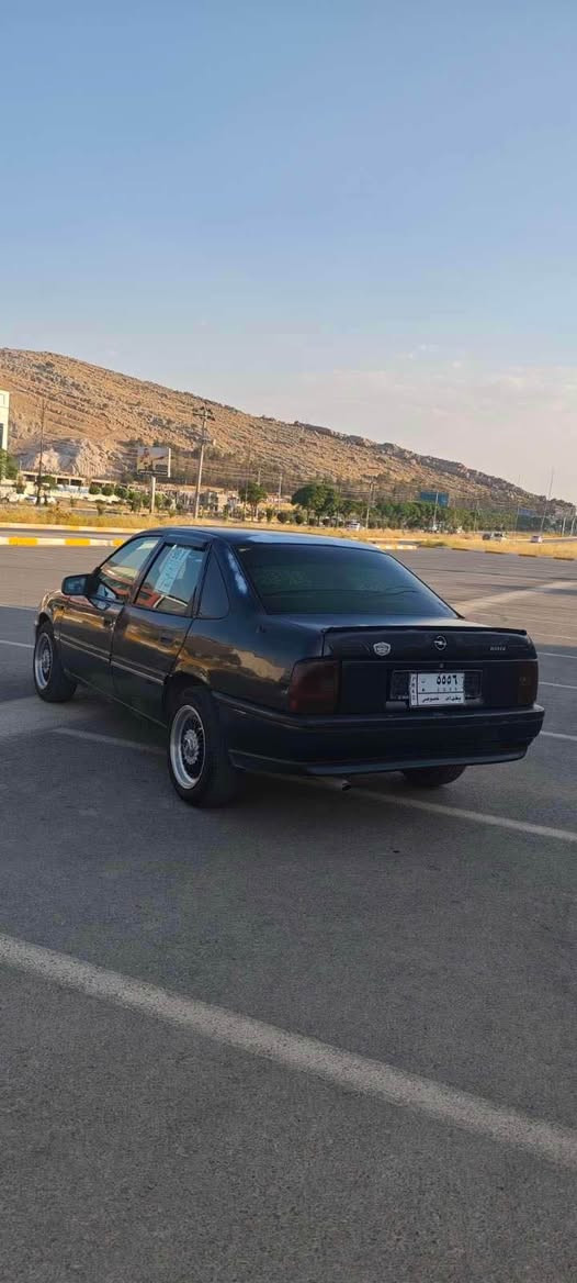 بەناوی خوای گەورە ئۆپڵ ڤیترا مۆدێل(92)مەکینە 18مەرغوب کارەبایی هەمووی ئەیکا گەرمی بەشەرت 
گێڕو مەکینە بەشەرت زۆر بەهڵمەتە  دوو جام کارەبایی چوار تایەو ویلی جوانی   لەسەرە ٢٥٠مەسروفی تێدا نیە هەموو گیانی بە شەرت خایس و شتی هیچی نییە بێ عەیبە 
نرخی ١٧گەڵا و مامەڵە سەودام نییە 
شوێن رانیە
 ژم. *********** رانية, السليمانية
