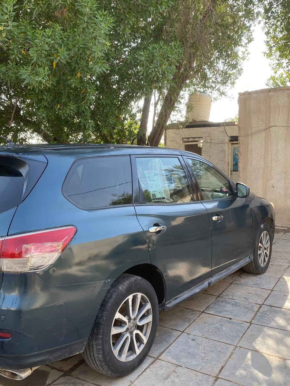 نيسان بافندر موديل ٢٠١٣    ٧ راكب رقم نكليزي بأسمي تحويل ثاني يوم
منضومه تبريد  ٤ قطع جديده توني شادها 
مكينه جديده توني شادها 
كهربائيات كلها شغاله 
تخم تاير جديد 
السياره كيرها كايم تاخذها بكرين 
سعرها ٦٠ ورقه 

***********
