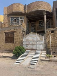 معروض لدينا بيت للبيع او مراوس حسب القناعة الناصرية حي الشهداء ع ساحة ...