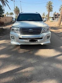 لاندكروز درع • ٨ سلندر • ٢٠١١