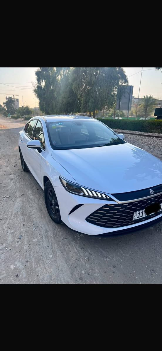 سلام عليكم بي واي دي كن بلاص مديل 2025 داخل ابيض ماشيه 4000الف زيروو بعده على وضع الشركه السياره مكفوله كفاله عامه من الشخط غراض كامله مرقم بغداد بسمي الشاشه برمجه السعر 20مليون 700وبيه مجال المكان بغداد الدوره ابو طياره رقم الهاتف ***********
