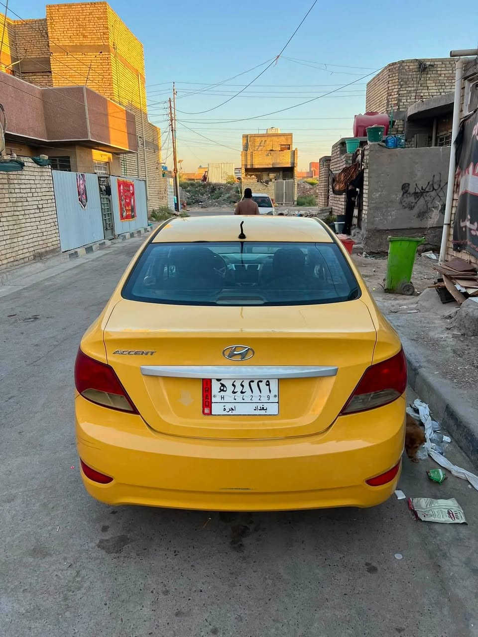 السلام عليكم جميعاً سياره هونداي اكسنت موديل ١٦ رقم بغداد مكفوله من التبديل بيها طخات بسيطه وموضحه بالصور كير ومكينه وتبريد خير من الله سنويه 2028 السعر ب٨٢ وبيها مجال بسيط الشراي يتصل واني بالخدمه عنوانها بغداد للاستفسار الاتصال على الرقم ***********
