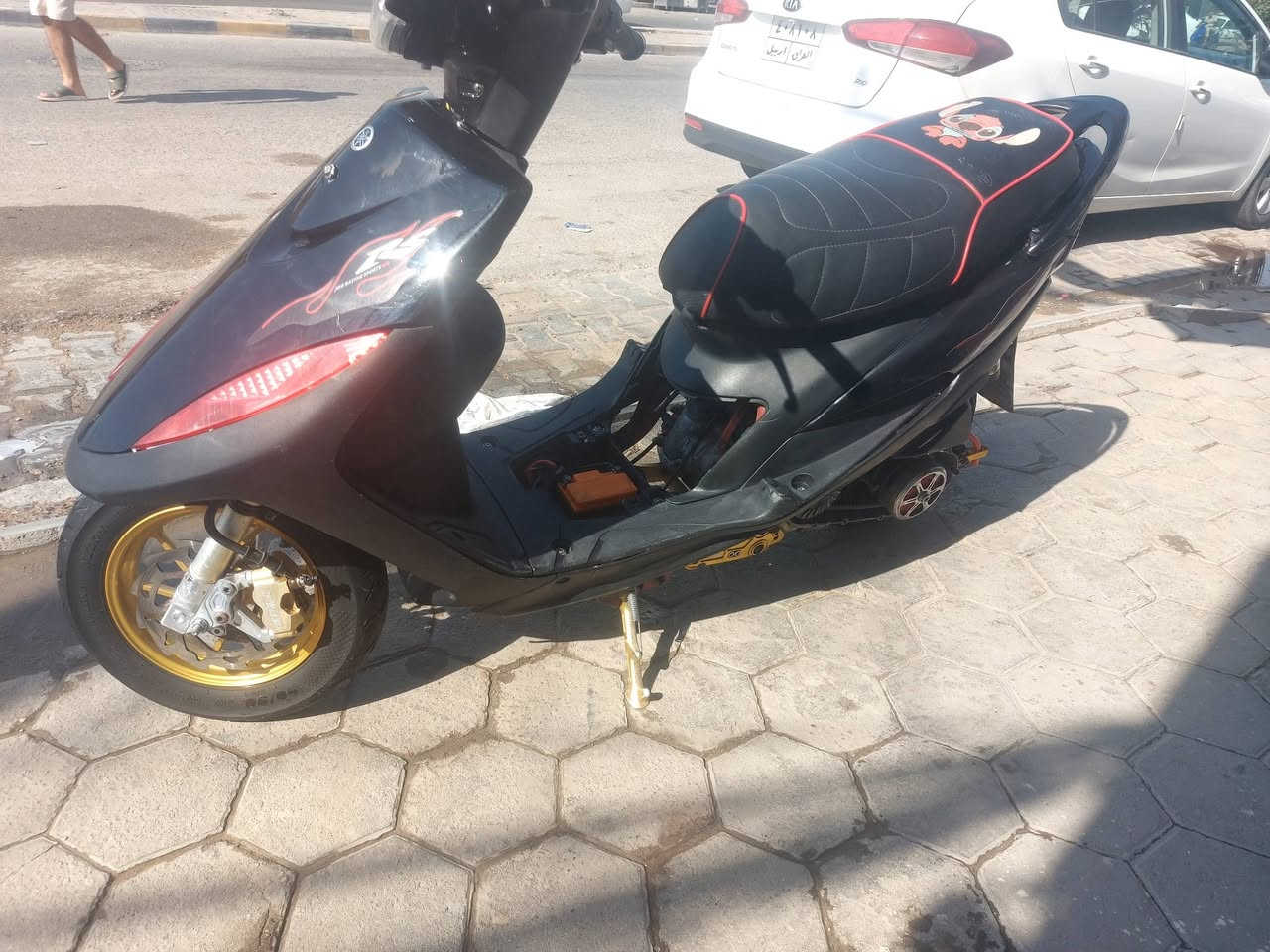 دراجه ماكس للبيع مكينه 55امزوده بيه اهواي غراض امزوده السعر900وبيه مجال قليل رقمي وتساب***********
