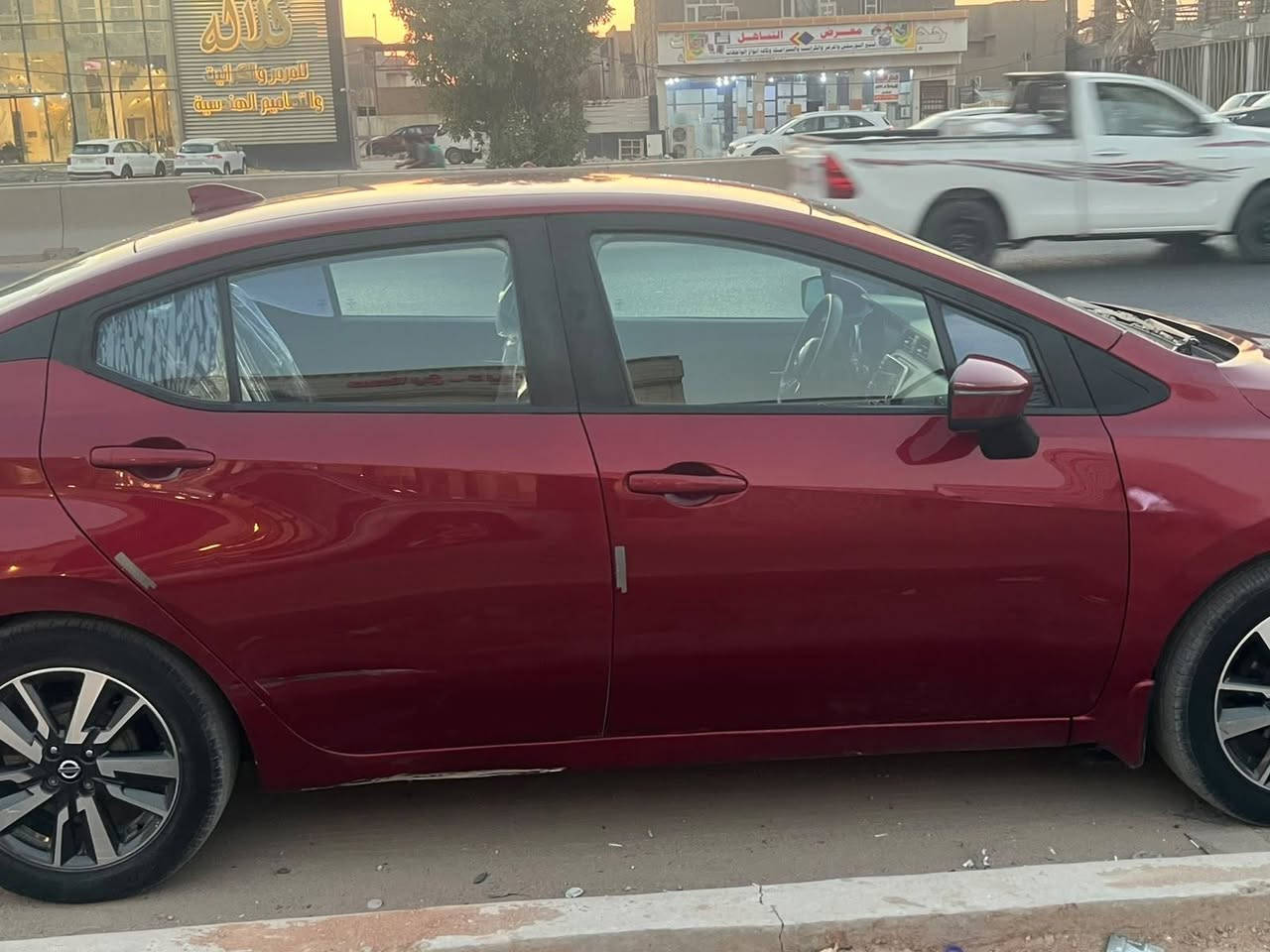 السلام عليكم
نيسان فيرسا ياباني وارد امريكي/موديل 2020 /فئه SV

سياره جاهزه ع اخر حبايه مابيه اي نقص رقم بابل /مكانها بغداد السيديه

تبريد كير مكينه مكفول/مكينه 1600دوش 

مواصفات:
1-توقف امامي ذاتي 
2-توقف خلفي ذاتي 
3-نقطه عمياء 
4-تشغيل بصمه
5-شاشه بلاد تدعم الكار بلي 
6-شاشه اعطال

7-RPM الكتروني 
سعرها (96)وبيها مجال
***********
