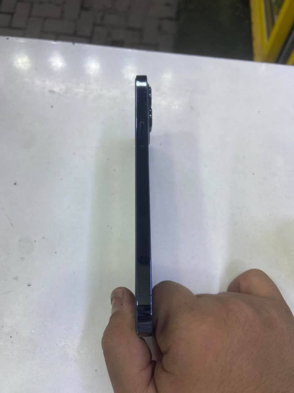 سلام عليكم
12برو ماكس  ذاكره 128 🔋77 شرق أوسط A/A

مو امريكي يعني  

جهاز بس سماعة جوه مالته واكفه يراد الها تبديل فقط جهاز 

ممفتوح علا ايدي كامله جهاز أي نقص مابي 

مكاني بغداد البياع /***********
