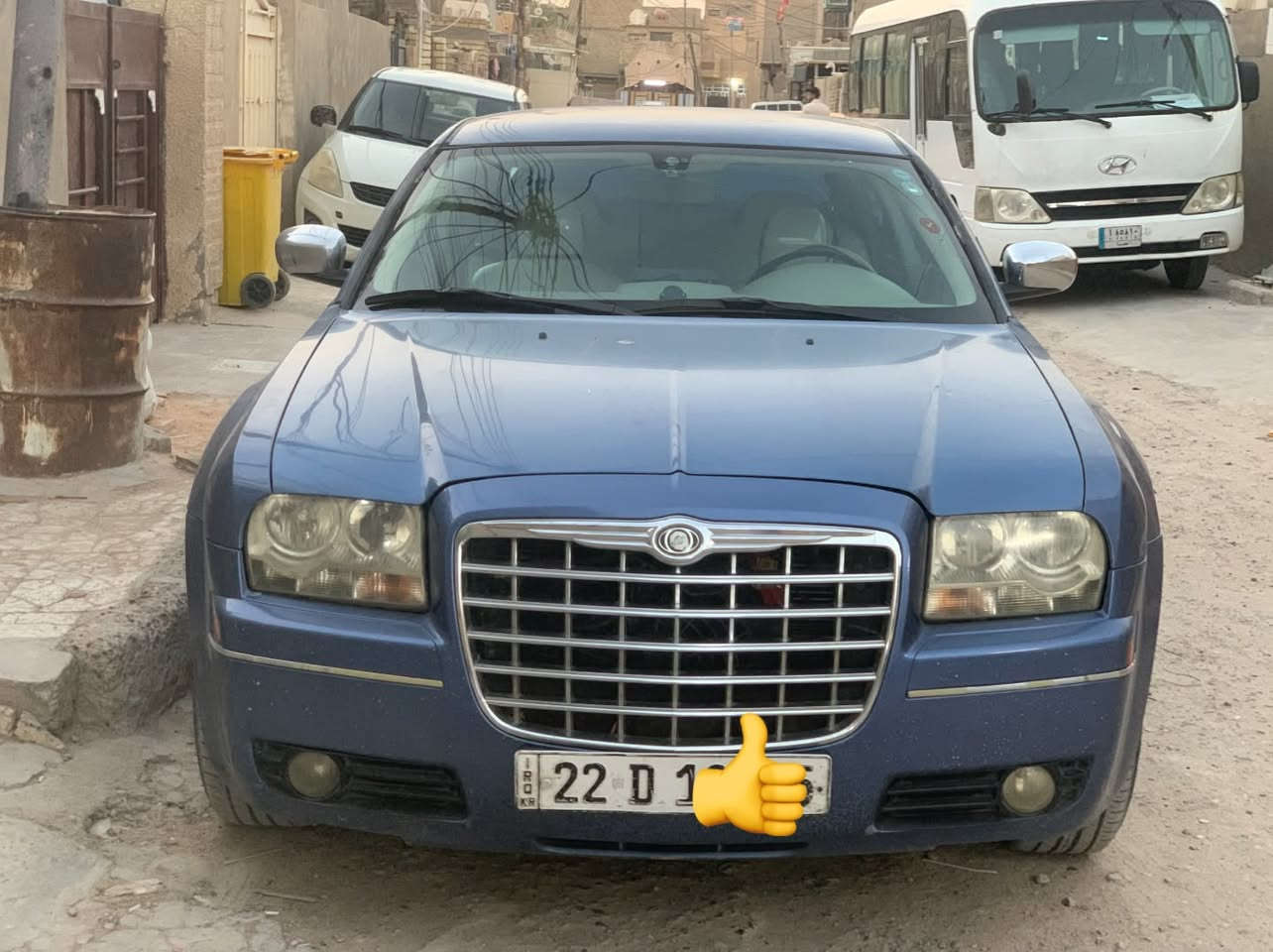 سلام عليكم سياره ابوما٢٠٠٧ السياره وارد أمريكي  كيرومكينه مكفولات تبريد تدفئه تخم تاير حداديه خير من الله السياره لا كص ولا تبديل لاخياس السياره طابه صبع أربع جملاغات السياره اي نقص مابيها السياره جاهزه سعر السياره ١٢٠ وبيها مجال رقم الهاتف ***********
