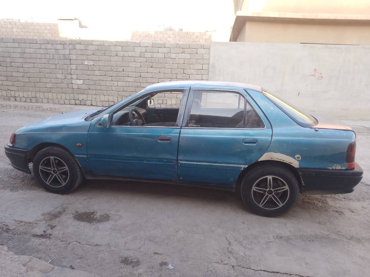 السلام عليكم هواندي النترا موديل 92 رقم ألماني كابون بانزين بيها شرط الوكالة والتحويل محرك كير شرط طخم زين تواير جدد ويل كب وايرامنيه شغاله السعر 22 بيه مجال شراي اتصل ودلل الرقم *********** كورك *********** آسيا
