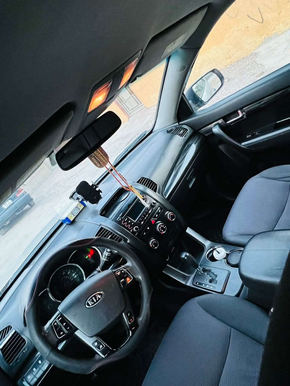 سورنتو • ٢٠١٢ • نضيف
