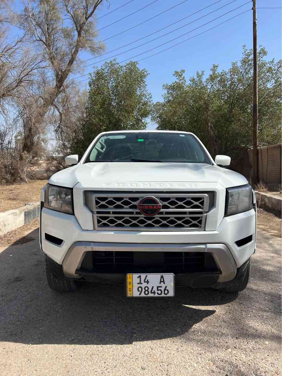 السلام عليكم للبيع نيسان فونتيرا الشكل الجديد مديل 2022 ماشيه 140 قابل للزيادة رقمها بصره بسمي بيها تبديل 3 قطع بنيد ودعاميه وجاملغ امامي وباب السايق بيه بارد شبر السعر 180 وبيها مجال مكاني البصره الزبير للاستفسار *********** Singapore
