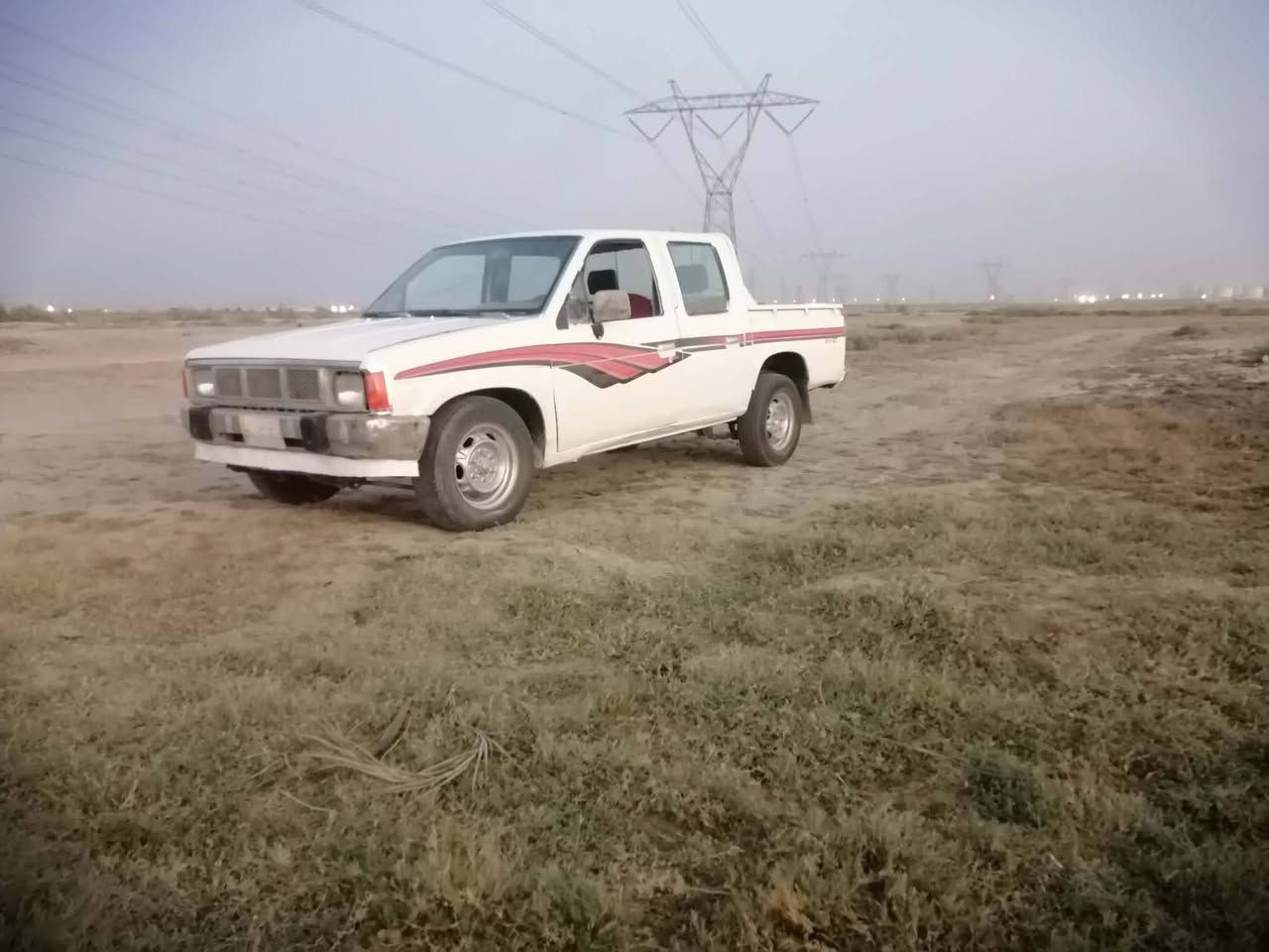 السلام عليكم للبيع بيكم نيسان موديل ٩٢ مكينه وكير ونجي سته كير عادي مكينه لا تنقيص ولاتبخير كير جديد شاصي مكفول حداديه جديده سياره جاهزه مال جناي مكان داخل الناصريه رقم اتواصل ***********
