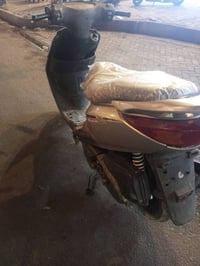 يومين سلام عليكم دراجه بريز كلها شغاله بيها خيط دخان و نقص كلوب مال لا...