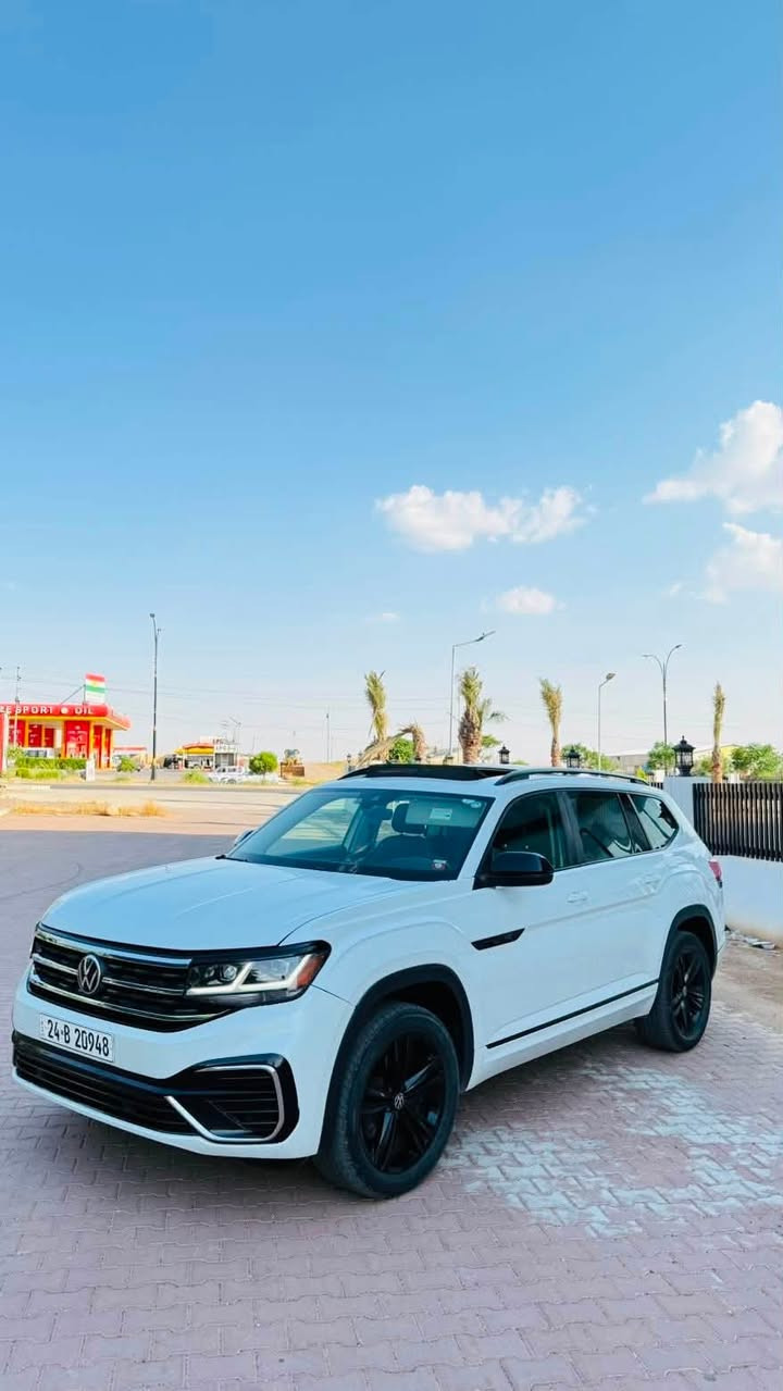 فولكس فاغن أطلس V6 SEL R-Line 2022
بلاك توب 

أعلى فئة (1/1)
ماشية 63 ألف ميل
محرك 3.6 V6
دبل أكسل AWD

داخل أسود بلادي
فتحة سقف بانوراما
4 أبواب بصمة
تشغيل عن بعد
مرايا شفط كهربائية مع إنارة
صندوق شفط كهربائي
نظام سماعات FENDER
أوتو هولد
أوتو ستارت
أوتو بارك
أوتو ستوب
GPS
أنظمة قيادة: ECO / NORMAL / SPORT / SNOW / OFFROAD / OFFR.CUSTOM

كشنات جلد VIP
تدفئة + تبريد + ميموري للكشنات
كاميرات 360 + أمامية + خلفية
رادارات 360
رادار أمامي (تحديد مسار + تحذير اصطدام)
رادار جانبي (نقطة عمياء)
رادار خلفي
حساسات 360
تحكم ستيرن
ستيرن تدفئة
تبريد 3 قطع
لايتات LED زينون متحركة بلادية

الحادث: جاملغ صبغ  فقط
بدون دواخل 
ايرباكات سستم شركة راجع 

العنوان اربيل  شرط تحويل و وكاله 

رقم الموبايل: ***********

🔴 السعر 💵  237$  ومجال قليل  📮
