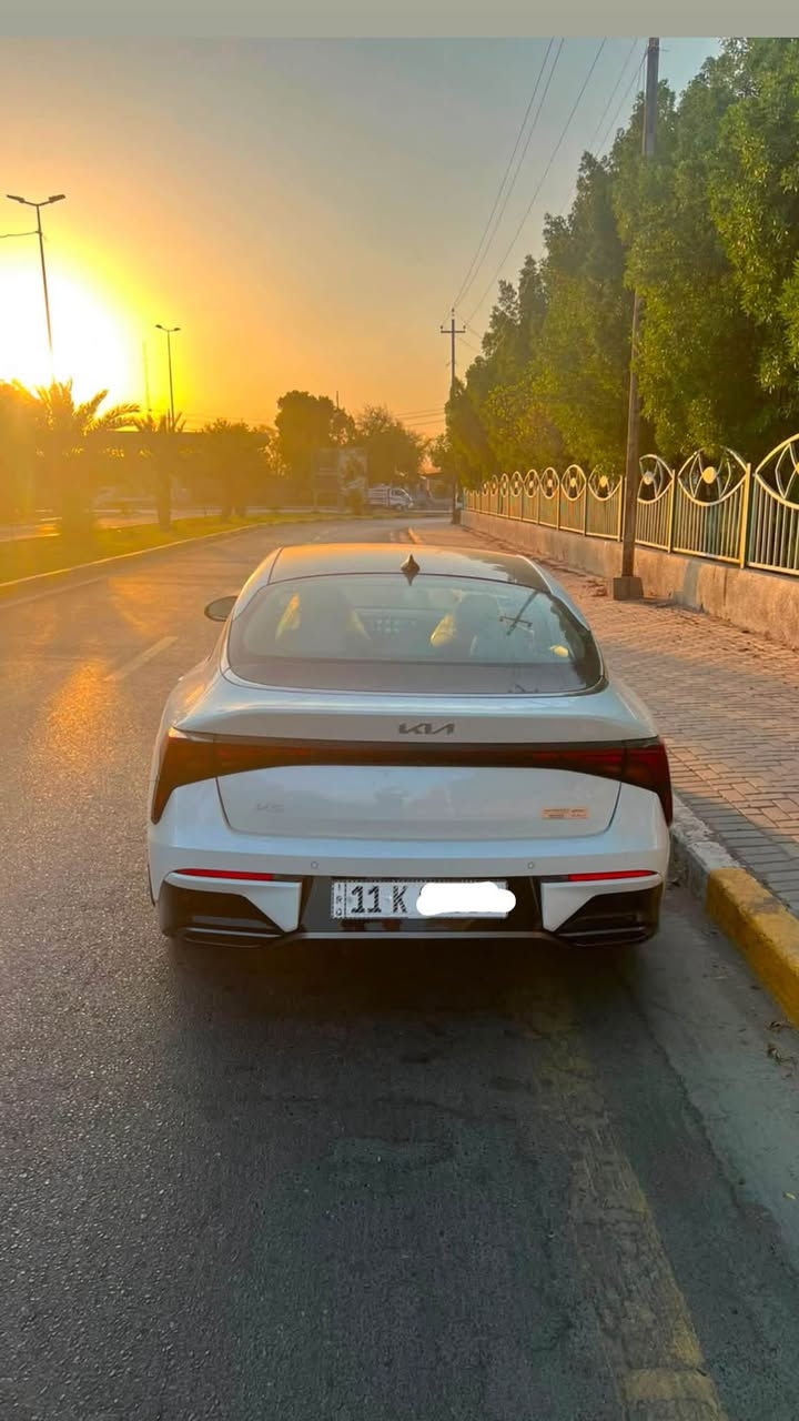للبيع
KIA K5 2025 خليجي كفاله عامه
فول مواصفات
بانورما
بصمة ابواب 
بصمة تشغيل
تشغيل عن بعد
اشاير بلمري
كشنات جلد
كشنات كهرباء
3وضعيات قياده
حساسات اماميه خلفيه
شاشة كبيره
اوتو هولد
كاربلي
وباقي مواصفات معروفه 
رقم بغداد الجديد
مكاني بغداد حي جهاد
***********

