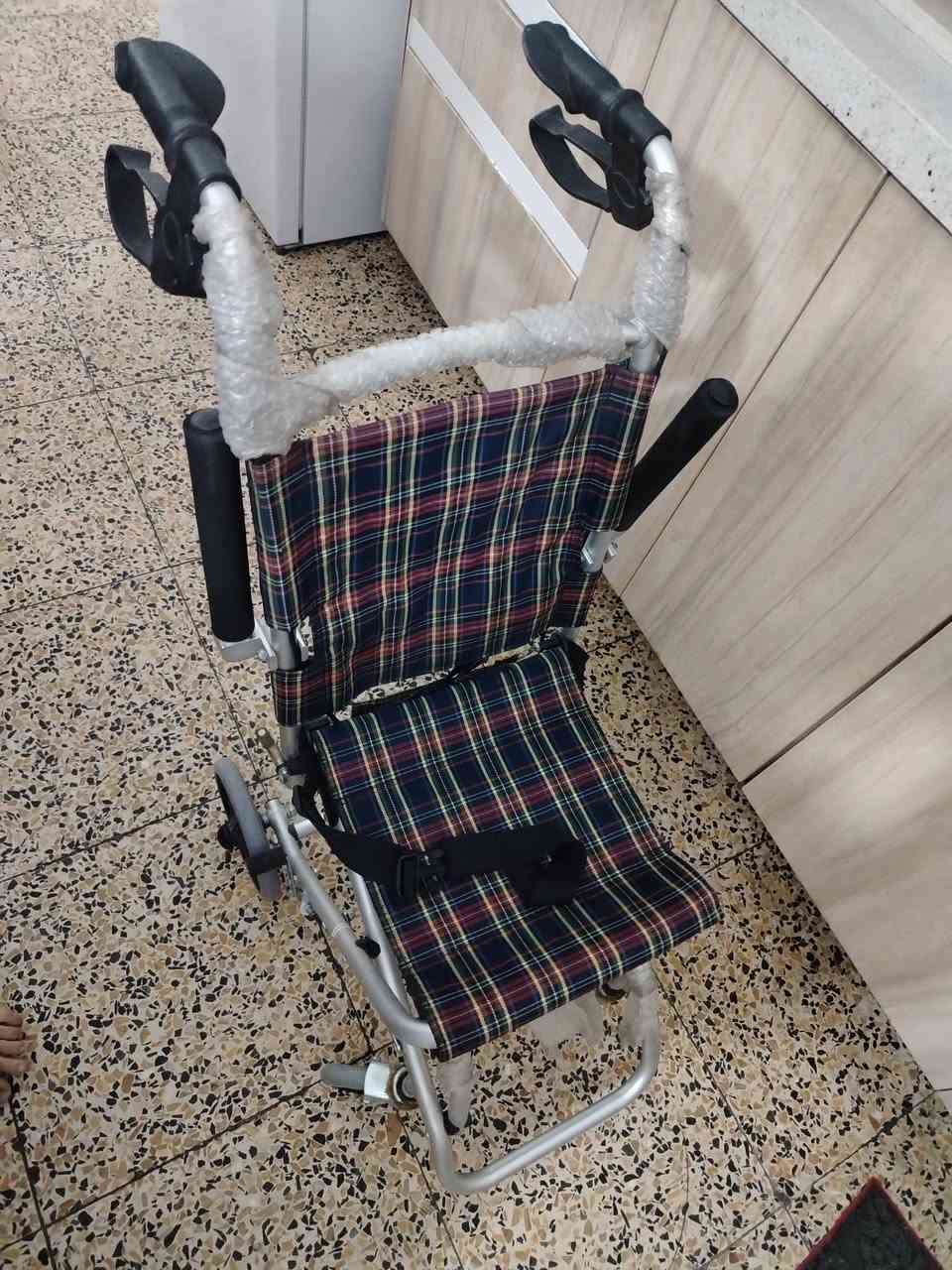 ٦٤عربانه جديده جدا ذوي احتياج خاص لحد عمر ١٥  نوعيه اصليه  مكاني بغداد ***********
