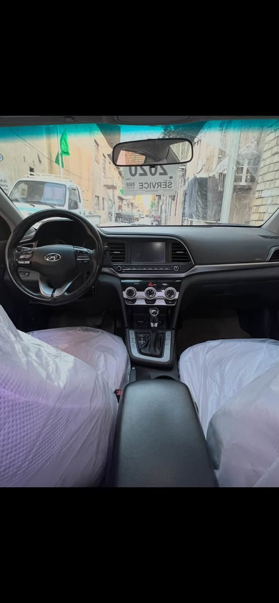 سلام عليكم النترا وارد كندي2020 كير ايتي المرغوب مكينه 2000دوش حادثهه ربع الحوض وجنطه امبدله +باب خلف السائق صبغ عله كل شبر بي + الهلال ع كد شبر + المحرك مفتوح مكان بغداد / م الصدر هـ*********** السعر ١١٣ وبيه مجال
